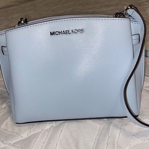 Micheal kors Rochelle md messenger leather bag